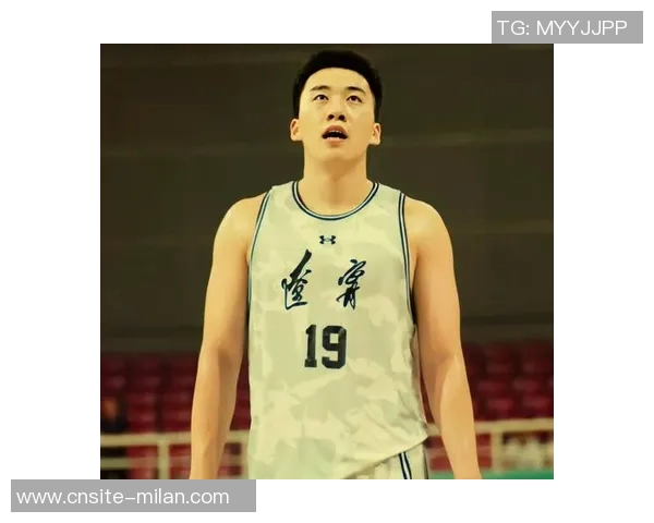 全运会男篮U22四分之一决赛辽宁队惜败上海张陈治锋表现出色砍下27分23篮板5盖帽 全运会男篮U22四分之一决赛辽宁队惜败上海张陈治锋表现出色砍下27分23篮板5盖帽