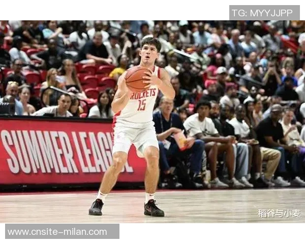 谢泼德谈球队战术:明星球员吸引防守让我轻松得分 谢泼德谈球队战术:明星球员吸引防守让我轻松得分