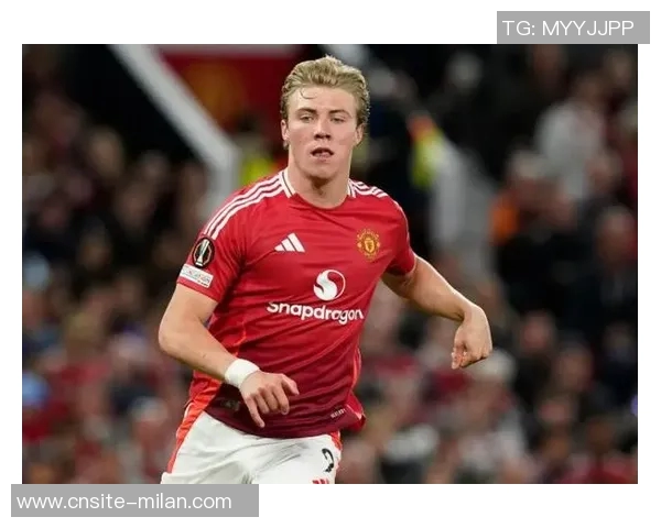 霍伊伦怒火中烧被对手拉倒失误后愤怒吼叫引发场上紧张气氛